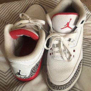 Air Jordan’s 3 retro Katrina